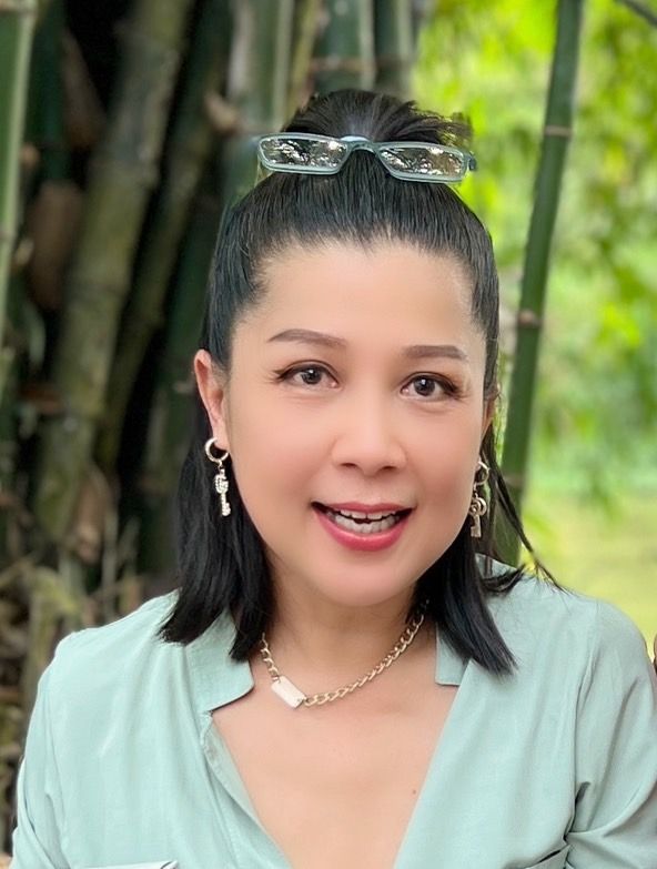 ณราวดี รักษ์มณี